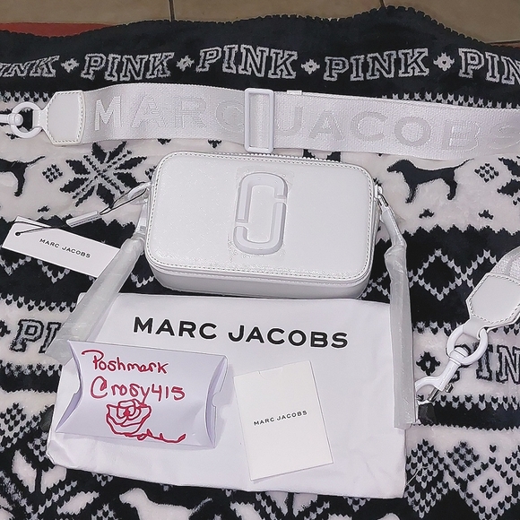 New❄️ALL WHITE🤍MARC JACOBS SNAPSHOT WINTER BAG MINIMALIST blogger camera bag - Picture 4 of 17